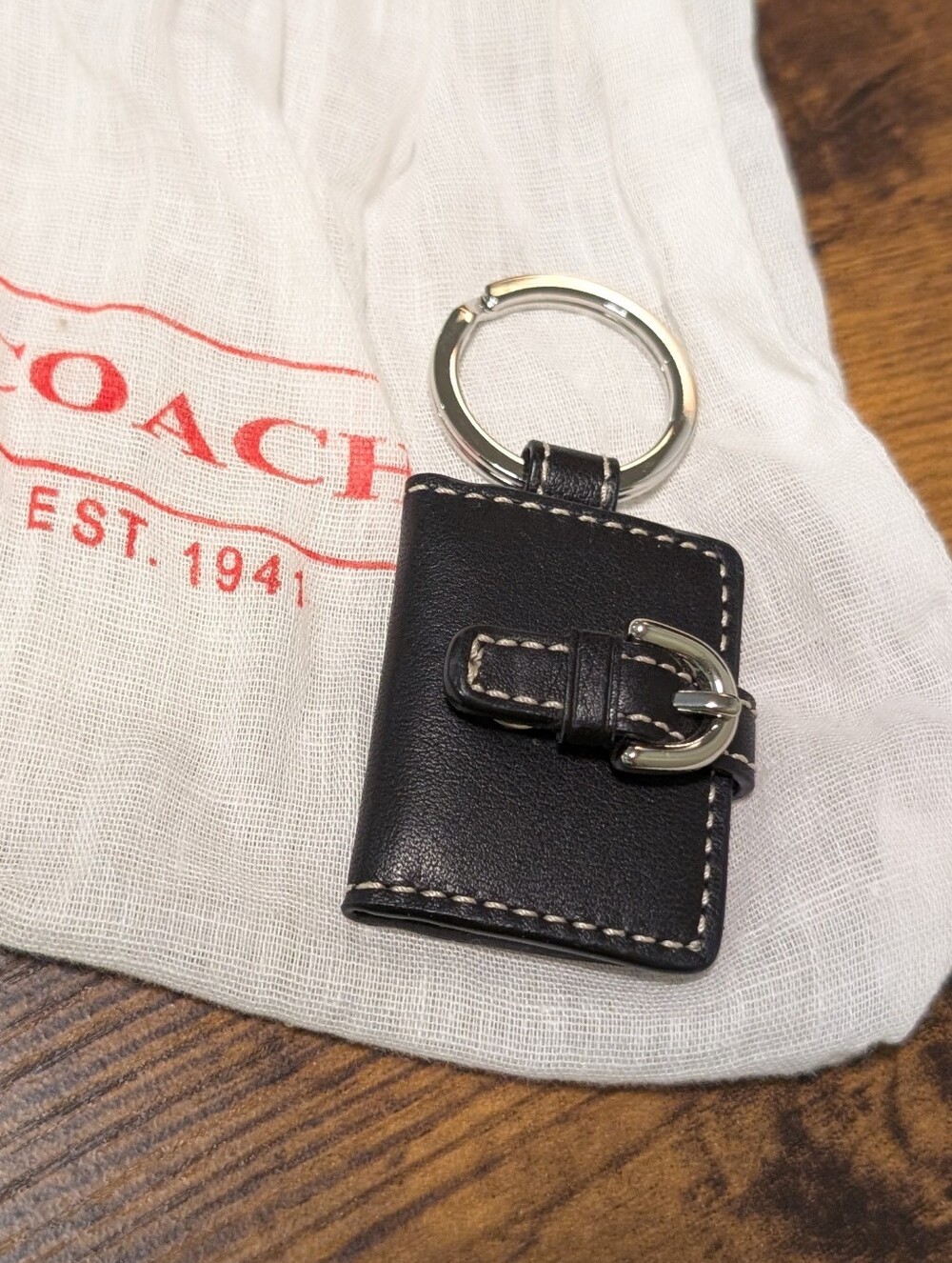 NWT Vintage Coach Black Leather Buckle Photo Keychain
